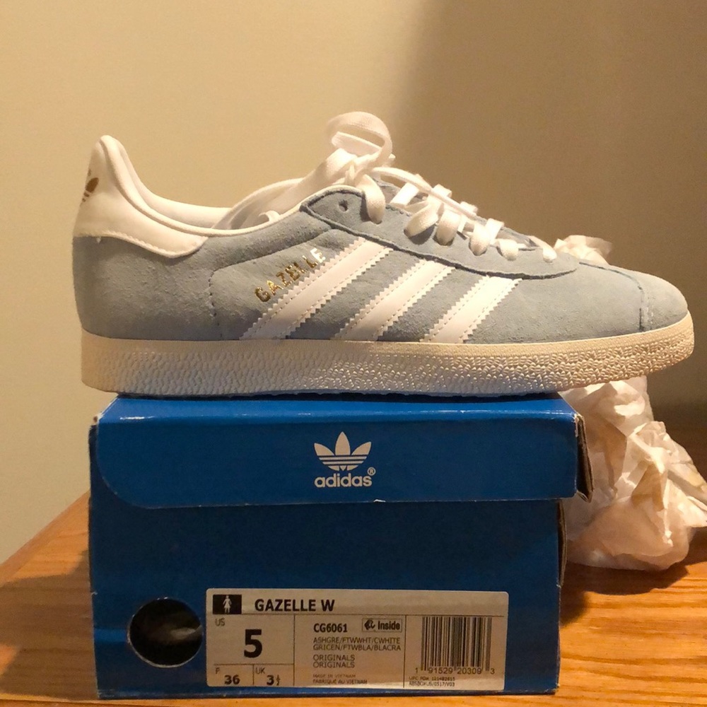 Adidas gazelle size 5 women’s